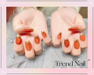 ミディアム トレンド ネイル スタジオのネイルデザイン