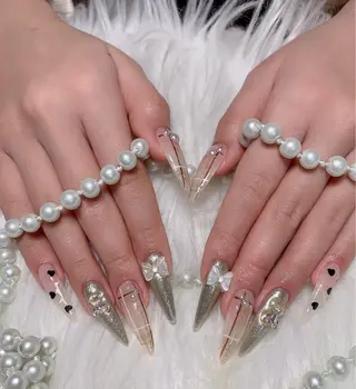 ネイル 大場 穂のネイルデザイン