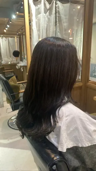 ロング FERIA池田 石田較貴のヘアスタイル