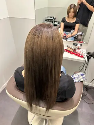 セミロング Wisteria所属・美髪特化✨ 伊織✨縮毛矯正✨のヘアスタイル