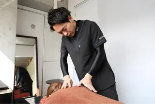 ロング メンズ キッズ 院長  新垣 樹のエステ・リラクイメージ