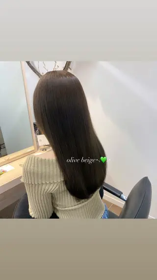 ロング カラー かどたはるな レイヤー/パーマのヘアスタイル