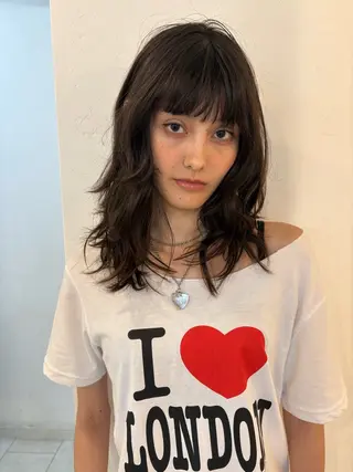 ミディアム NOUN所属・eri kinjoのヘアスタイル