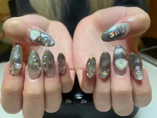 ネイル M. KOTOMIのネイルデザイン