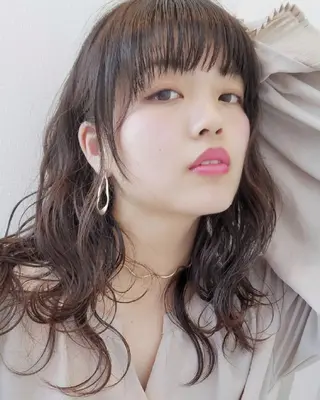 ロング カラー パーマ grow上野御徒町【グロウ】所属・ブリーチ・ハイトーン 特化🎉内山のヘアスタイル