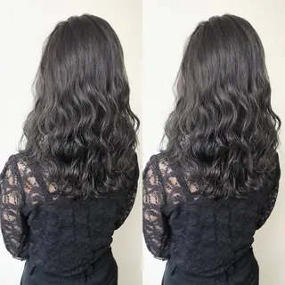 ロング カラー Hanna by W_SALONのヘアスタイル