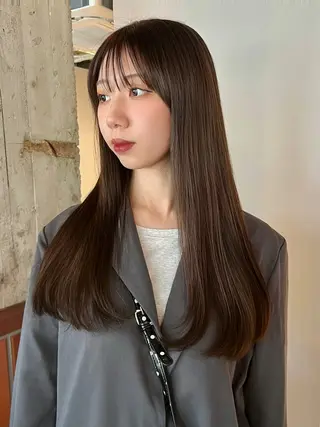 カラー 伊藤 美咲のヘアスタイル