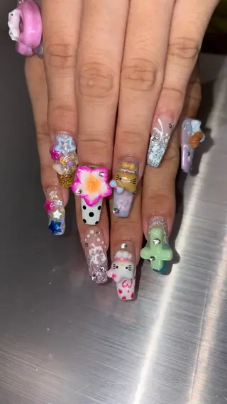 ネイル 👽個性派ネイル🎀 komachiのネイルデザイン