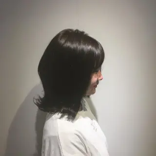 セミロング カラー しのはら まどかのヘアスタイル
