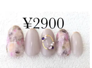 ネイル 株式会社JUEGO .○°のネイルデザイン