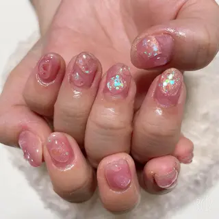 ネイル The Best Beauty受付担当のヘアスタイル