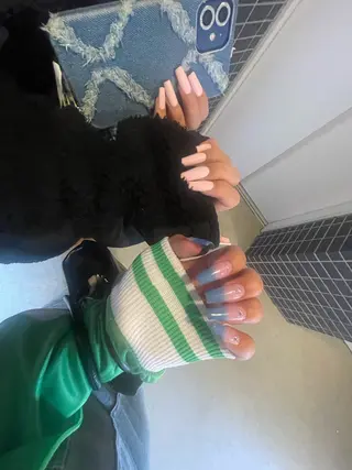 ネイル 武智日々花 【パラジェル取扱店】のネイルデザイン