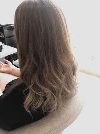 ロング カラー 縮毛矯正・髪質改善 人気No1🩶北島のヘアスタイル