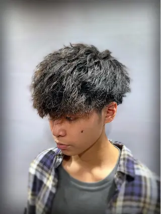 ミディアム メンズ特化美容師 井上大輔のヘアスタイル