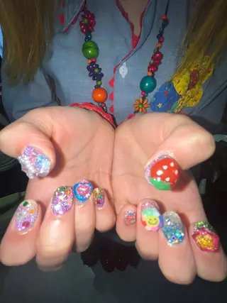 ネイル 小川 柚香のネイルデザイン