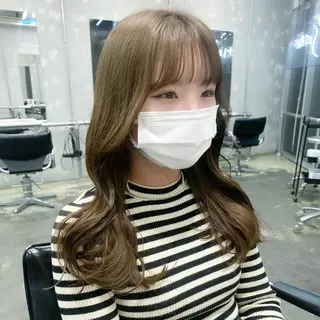 セミロング カラー 💗💗韓国レイヤー yu-ki💗💗のヘアスタイル
