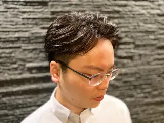 ミディアム メンズ HIRO GINZA 池袋東口店所属・林田 龍明のヘアスタイル