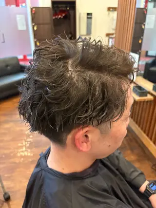 ショート パーマ Li L'西宮所属・メンズ専門 リョウのヘアスタイル