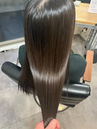 セミロング カラー OFF YUYAのヘアスタイル