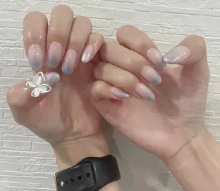 ネイル *RAIMU* HOLOGRAMのネイルデザイン