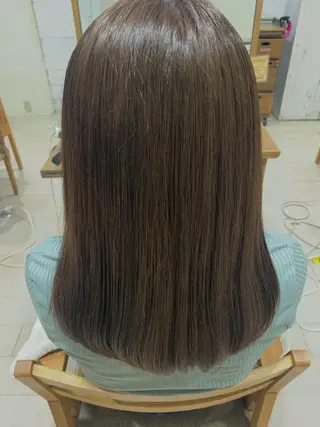 ロング 勝野 優佳のヘアスタイル