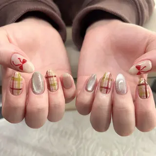 ネイル 徳山 里美のネイルデザイン