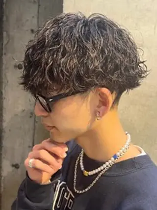 ミディアム パーマ メンズ fifth 渡部竜馬のヘアスタイル