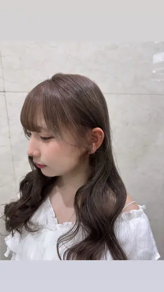 ロング 'AXISガスビル ふうかのヘアスタイル