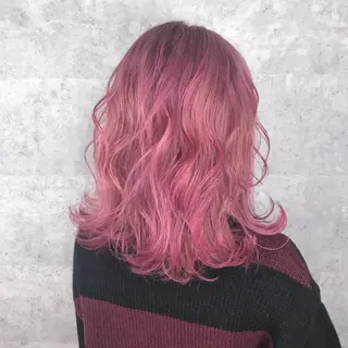 ミディアム カラー アンダーバーホワイト_WHITE所属・_WHITE芝本 賢吾【天王寺店】のヘアスタイル