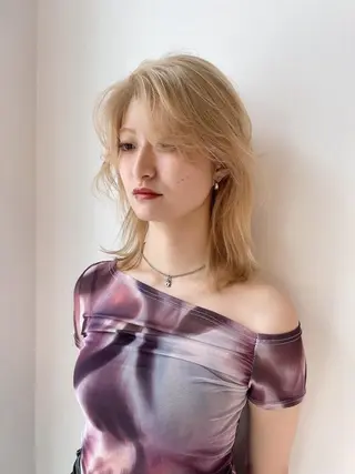 ミディアム カラー dao/ミルクティー /ブラウン/ブロンドのヘアスタイル