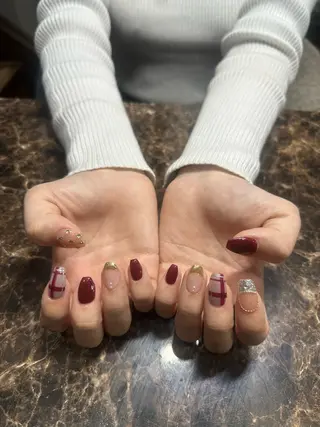 ネイル IROHA NAIL Rinoのネイルデザイン