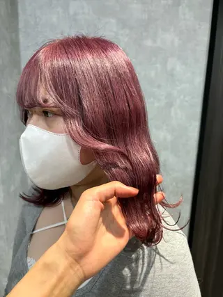 ミディアム 🌐NATSUMI 🌐【寒色カラー】のヘアスタイル