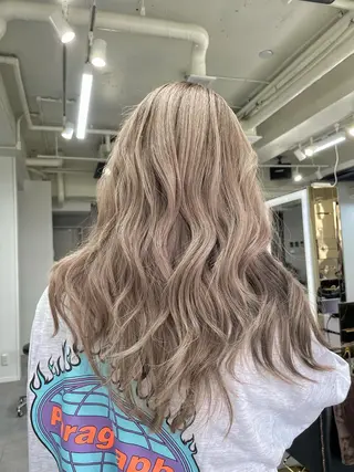 セミロング senjyu GINZA所属・バレイヤージュ/ハイ ライト/庄司鉄平のヘアスタイル