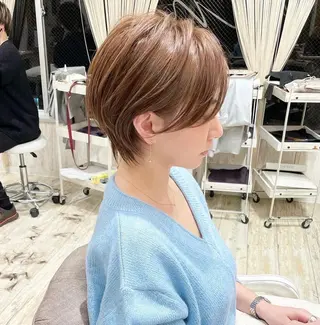 ショート カラー おのだ あやなのヘアスタイル