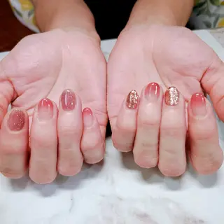 ネイル ネイルサロンベルティ .ひとみのネイルデザイン