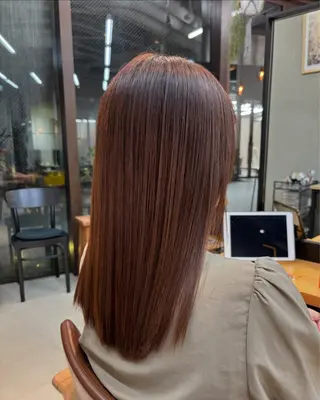 ロング 艶髪ストレート/ 理美容師/ショウキのヘアスタイル