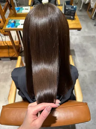ロング カラー 阪本 愛実のヘアスタイル