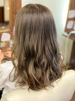 セミロング カラー ヘアアレンジ 加藤 瑠美のヘアスタイル