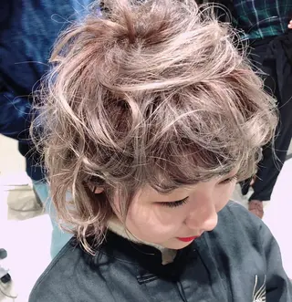 ミディアム カラー かりん 🤍のヘアスタイル