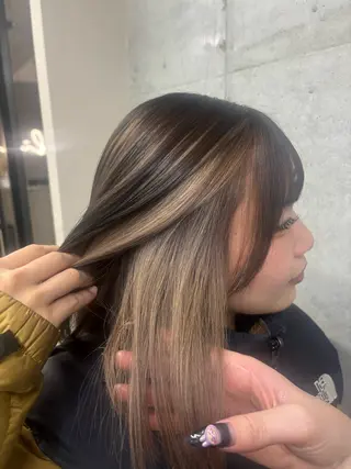 ミディアム rise/艶カラー/ レイヤーのヘアスタイル