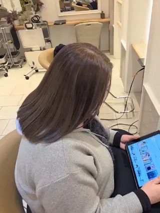 セミロング GRITTERs 泉中央店所属・💐泉中央💐性別 問わず募集中大塚琉月のヘアスタイル