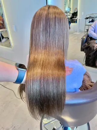 ロング OCHIAI KEISUKEのヘアスタイル