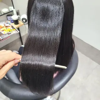 ロング GO TODAYシェアサロン岡山店所属・🎗️髪質改善・美髪 艶髪🥇小西邦生のヘアスタイル