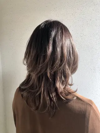 セミロング カラー Sanctuary 南森町店のヘアスタイル