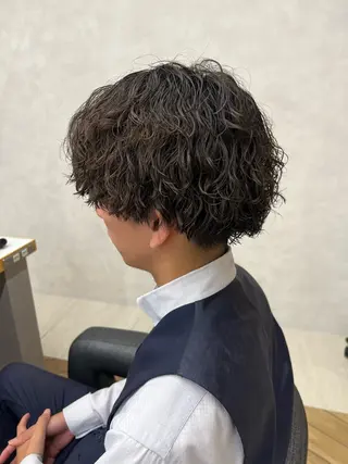 ショート パーマ メンズ 🪐メンズ特化 ヤマクラ タイキのヘアスタイル
