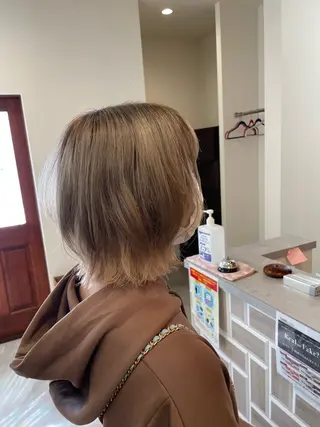 ミディアム riddle hair(駒生)所属・山越 美裕樹のヘアスタイル