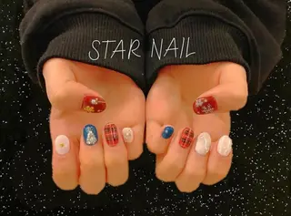 ネイル STAR NAIL所属・STAR NAILのネイルデザイン