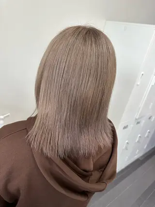 セミロング カラー 透明感/ブリーチ縮毛 /髪質改善/星野純一のヘアスタイル