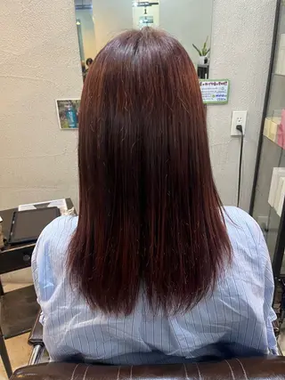カラー 小出 琴未のヘアスタイル