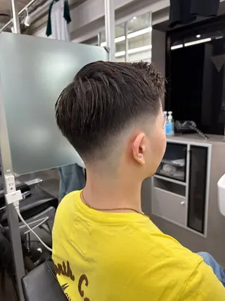 ショート 本間 颯太のヘアスタイル